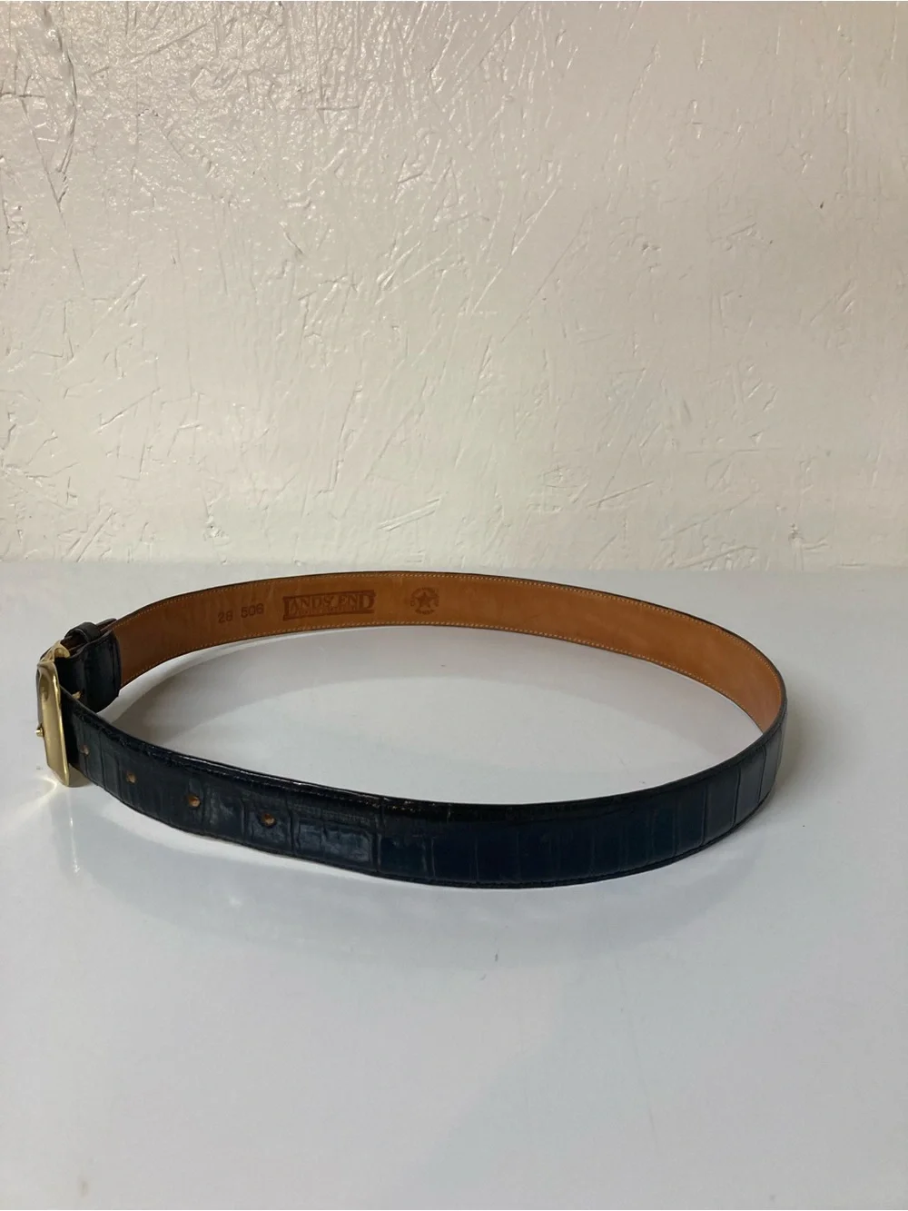 Lands' End size 28 Black Croc-Embossed Leather Belt with Gold Buckle VTG 1991
